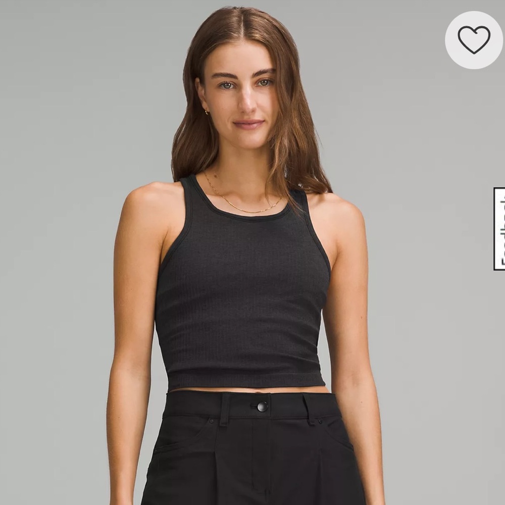 Lululemon - Ebb to Street Cropped Racerback Tank Top
Light Support, B/C Cup
